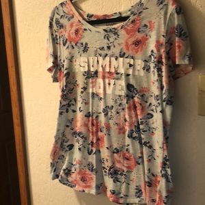 Relativity T shirt  Floweral  shirt sleeves